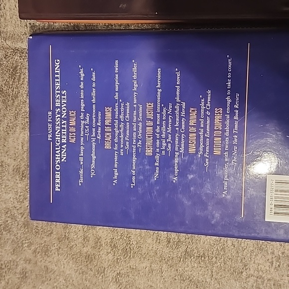 2 Hard Cover Perri O'Shauhnessy Books - Picture 5 of 8